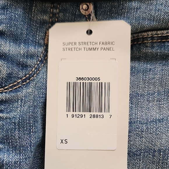 Signature by Levi Strauss Women's Maternity Blue Skinny Jeans - Picture 4 of 8